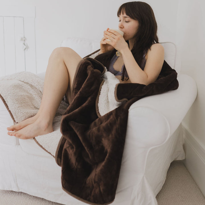 Free Bleed® Blanket