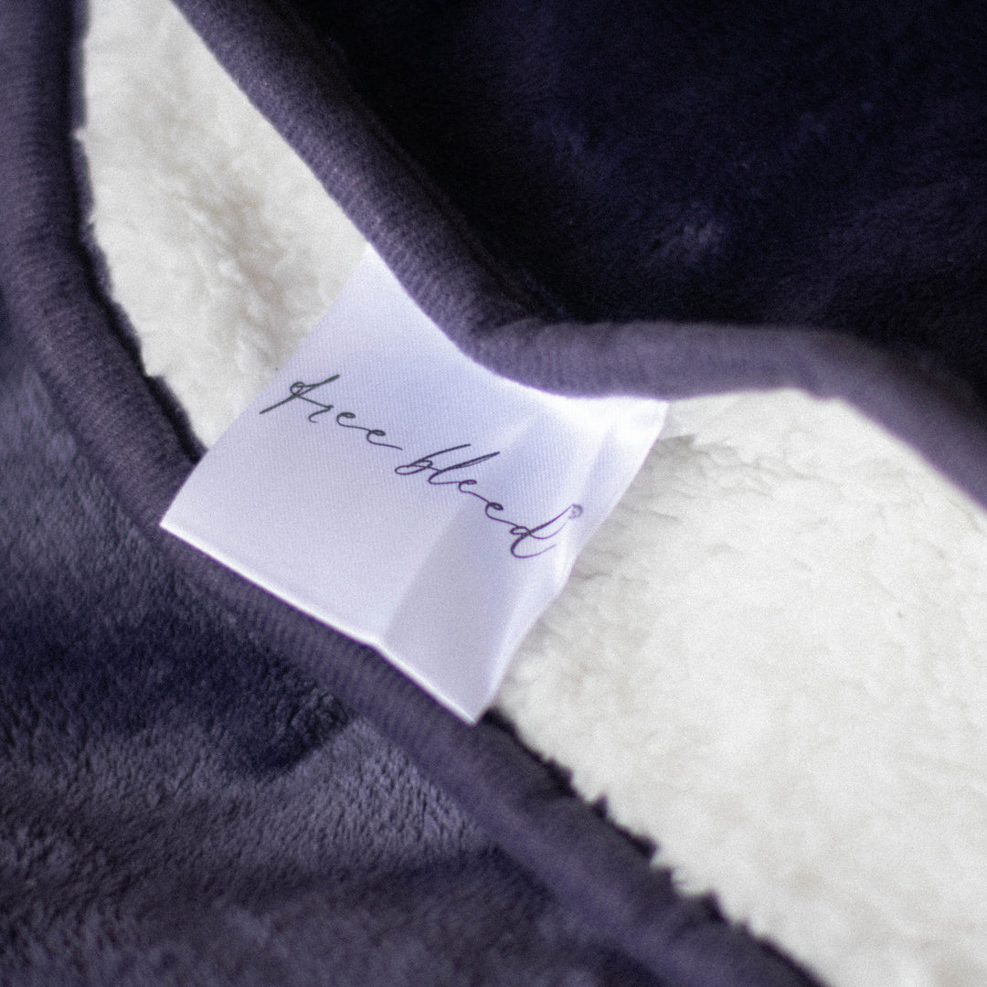 Plum Free Bleed® Period & Sex Blanket