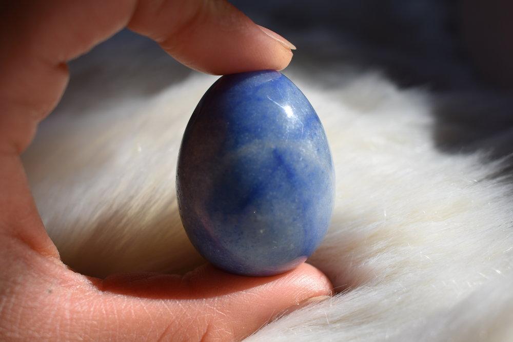 Blue Quartz Yoni Egg - WAANDS™ Crystal Sex Toys